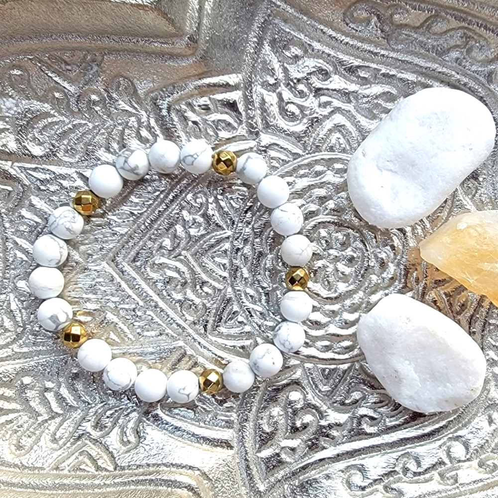 White turquoise natural gemstone bracelet